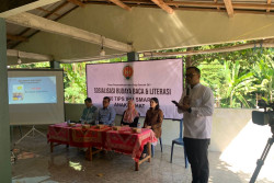 DPAD DIY Tingkatkan Literasi Masyarakat Kulonprogo dengan Program Bedah Buku
