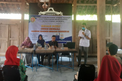 BUKU CERDAS MENGELOLA SAMPAH MANDIRI: Hindari Penggunaan Styrofoam, Kelola Sampah Kering Melalui Bank Sampah