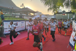 Anak Muda Diedukasi Jadi Pengusaha Lewat Event Lari Pejuang Run 2024 di UGM