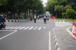 Tips Aman Berkendara Melewati Persimpangan Ala Honda Istimewa