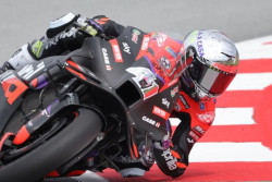 GP Catalunya, Aliex Esparagaro Pimpin Balapan
