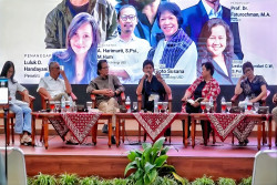 Bedah Buku "Membaca Identitas" Magister Psikologi: Reinterpretasi dan Rekonstruksi Makna Identitas