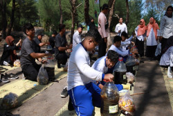 Peringati Hari Lingkungan Hidup, Bantul Gelar Pembuatan Eco Enzyme Massal