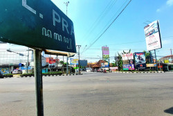 Stoom Terguling dari Truk Pengangkut di Simpang Empat Denggung, Tak Ada Korban Jiwa