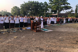 Ratusan Jemaah Ikuti Salat Iduladha di Lapangan Kasihan Bantul Minggu Pagi
