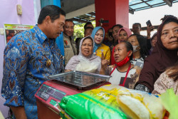 Pemprov Jateng Hadirkan Program Si-Manis Mart Untuk Menjaga Laju Inflasi