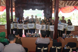 Polda DIY Beri Beasiswa untuk Mahasiswa Jogja, Dinilai Berdasarkan Prestasi