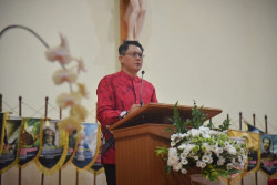 Hadiri HUT Ke-62 Gereja St. Petrus dan Paulus Babadan, Danang Tegaskan Sleman Rumah Bersama