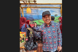 Ada Cepot Disamping Stand Pameran BKKBN Sultra di Semarang