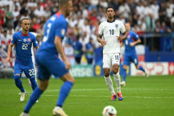 Hasil Inggris vs Slovakia 16 Besar EURO 2024 Babak 1: Skor 0-1, Jude Bellingham Cs Nihil Tembakan Tepat Sasaran