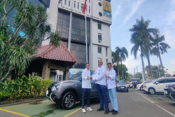 Dukung Percepatan Transisi Energi, PLN Beralih Gunakan Kendaraan Listrik untuk Operasional