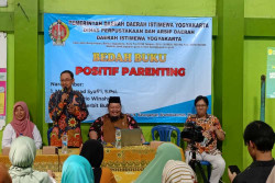 Bedah Buku Positive Parenting Digelar di Mergangsan