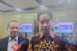 Gibran Rakabuming Temui Bahlil, Soroti Regulasi Memperlambat Investasi