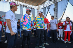 Nana Sudjana Luncurkan Jersey, Bank Jateng Tour de Borobudur Segera  Digelar