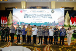 Nana Sudjana Tegaskan Stakeholder di Jateng Solid Kawal Pilkada Serentak 2024