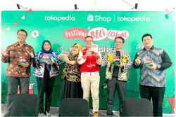 Dinkop UKM DIY Terima Penghargaan Pendorong Digitalisasi UMKM