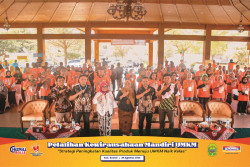 Indomaret Menggelar Pelatihan UMKM dan Bantuan Sarana Produksi bagi Pelaku UMKM di Bantul