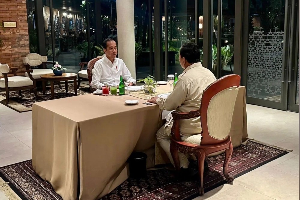 Jokowi Makan Malam Bersama Prabowo, Bahas Keberlanjutan Pemerintahan