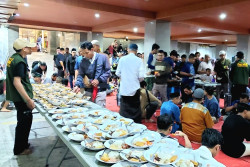 Suasana Berbuka dan Sahur di Masjid Suciati Saliman: Sajian Menu Olahan Ayam dengan Vibes Anak Muda