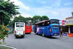 Jelang Lebaran, Aktivitas Penumpang di Terminal Jombor Mulai Menggeliat