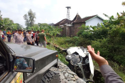 Kronologi dan Penyebab Kecelakaan Mobil Pemudik dengan KA Batara Kresna di Sukoharjo