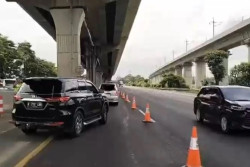 Contraflow Mulai Diberlakukan di Tol Cikampek