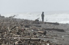 Sampah di Kawasan Pantai Parangtritis Melonjak Akibat Hujan Deras, Capai 8 Ton per Hari