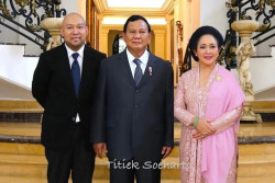 Didampingi Mbak Titik dan Didit, Prabowo Ucapkan Selamat Hari Raya Idulfitri