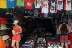 Awasi WNA di Indonesia, Pengelola Penginapan Wajib Laporkan Keberadaan Tamu Asing Lewat APOA