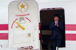 Viral Prabowo Jemput Aspri Pakai Pesawat Kepresidenan Sebelum Bertolak ke Malaysia