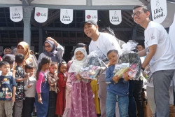 Selain Bagi Paket Makanan, LG Gelar Pemeriksaan Kesehatan Bagi Warga Tepus Gunungkidul