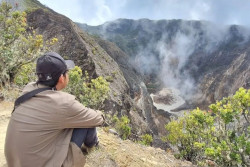 4.888 Pendaki Naik Gunung Ciremai Selama Libur Lebaran 2025