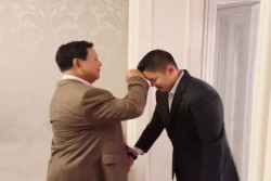 Saat Kunker di Yordania, Prabowo Rayakan Ulang Tahun Seskab Teddy Indra Wijaya