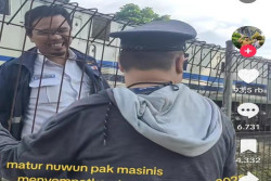 Viral Video Masinis Turun dari Lokomotif untuk Menyapa Anak Berkebutuhan Khusus