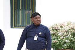 Bupati Sleman Dapat Gelar KMT H Pangarsohadiprojo dari Kraton Ngayogyakarta, Ini Maknanya