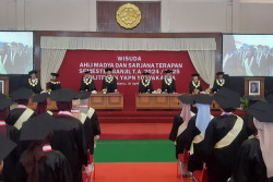 Dibekali Ilmu Vokasi dan Soft Skill, 84 Mahasiswa Politeknik YKPN Diwisuda