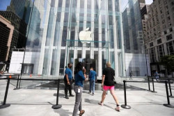 Dampak Perang Dagang AS-China, Apple Bakal Produksi Ponselnya di India