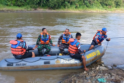 Hari Kedua Belum Ditemukan, Begini Kronologi Pencari Ikan Hanyut di Sungai Progo