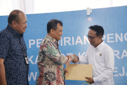 Momentum May Day, Ahmad Luthfi Berdayakan Buruh Melalui Koperasi