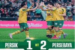 Babak Pertama, Persebaya Surabaya Unggul 2-1 Atas Tuan Rumah Persik Kediri