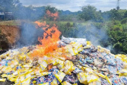 Ribuan Permen Marshmallow Dimusnahkan, Diduga Mengandung Gelatin Babi