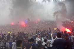 Liga 1 Banyak Flare saat Pertandingan, PT LIB Siap Evaluasi untuk Musim Depan
