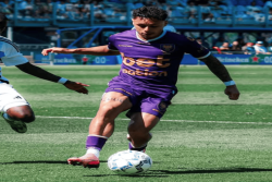 Dean James Dikabarkan Masuk Buruan Tim Asal Yunani, AEK Athens