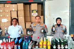 13.522 Botol Minol Tanpa Izin dan 16 Jeriken Ciu Disita Polisi, Polda DIY: 36 Penjual Diproses Hukum