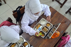 Paket Makan Bergizi Gratis Selama Liburan Sekolah, dari Roti, Telur, hingga Buah
