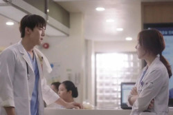 Seo Hyun-jin dan Yoo Yeon-seok Ditawari Membintangi Film Drama "Liar"