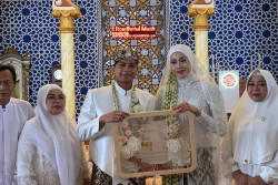 Megawati Megatron Menikah Hari Ini di Masjid Roudhatul Muchlisin Jember