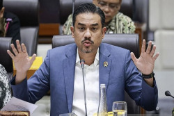 Datangi KPK, Menteri UMKM Sebut Tak Ada Uang Negara yang Dipakai Istrinya Saat Kunjungi Eropa