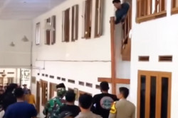 Kementerian HAM Menjadi Penjamin Pelaku Persekusi Retret, DPR Bertanya Alasannya