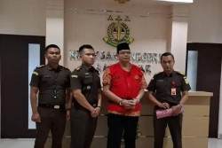 Korupsi Tanah Bengkok, Kades Jaten Resmi Ditahan Sepekan Setelah Pulang dari Ibadah Haji